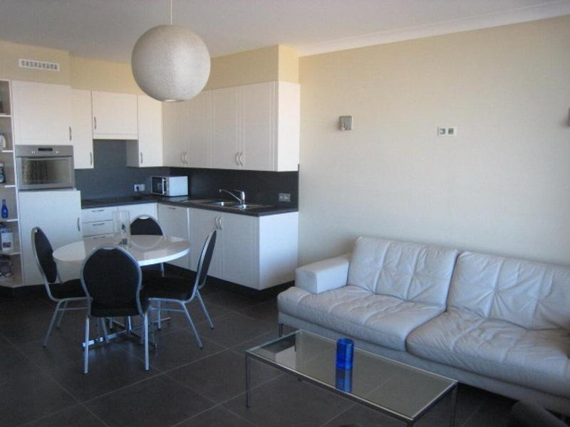 Apartment Golden Trust *