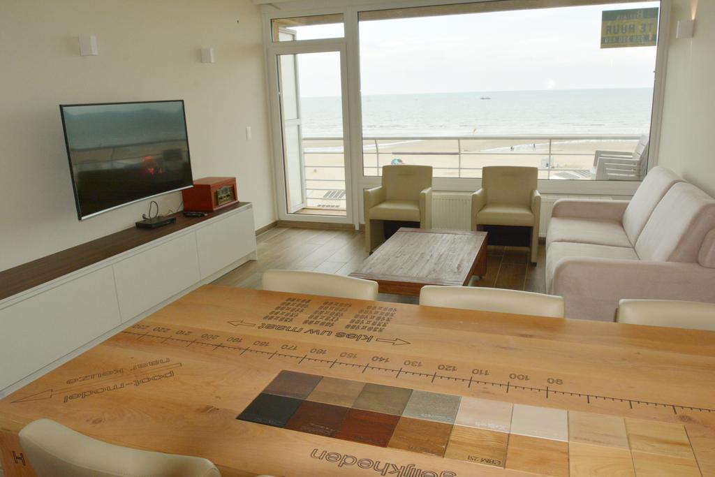 Apartment Golden Trust *