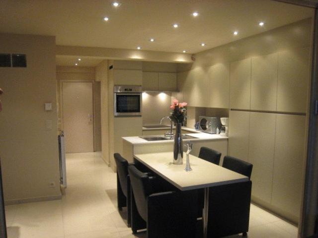 Golden Trust Apartment Ostend